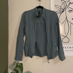 Lululemon look-alike jacket